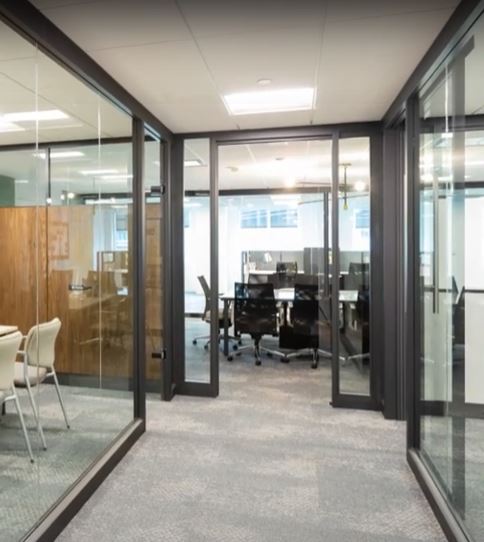 Frameless modular glass walls in San Diego can be installed at your office