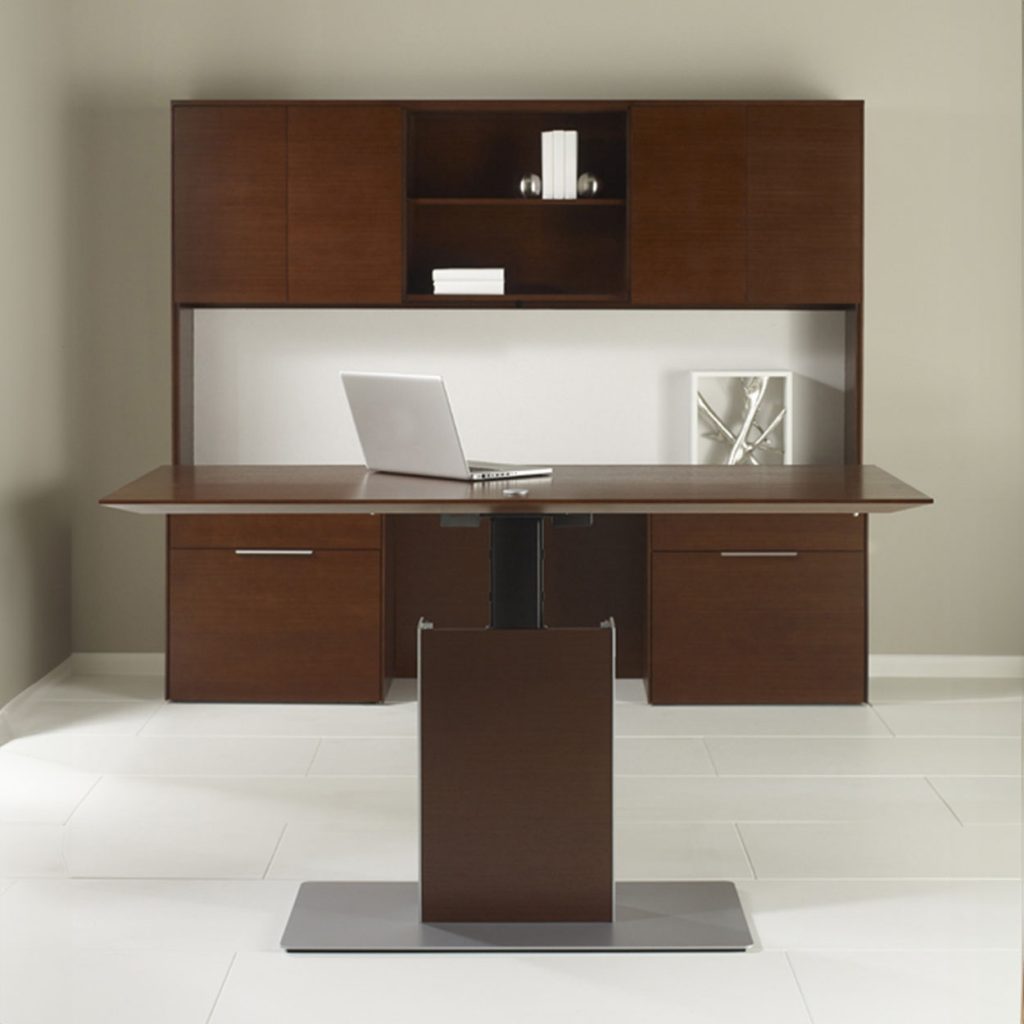 Open and modern adjustable desk