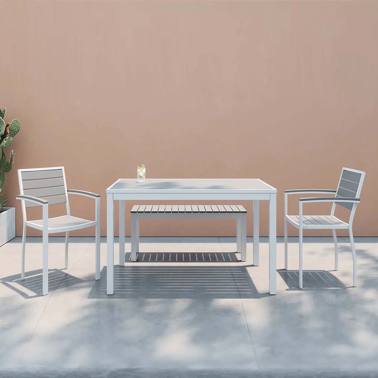 Commercial Outdoor Bistro Table Chairs | Pacific Ergonomics