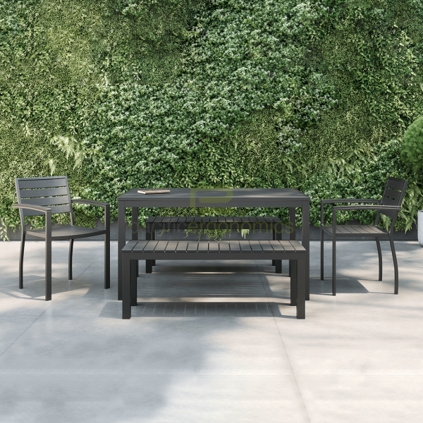 Low bench seats and chairs for more than 4 people