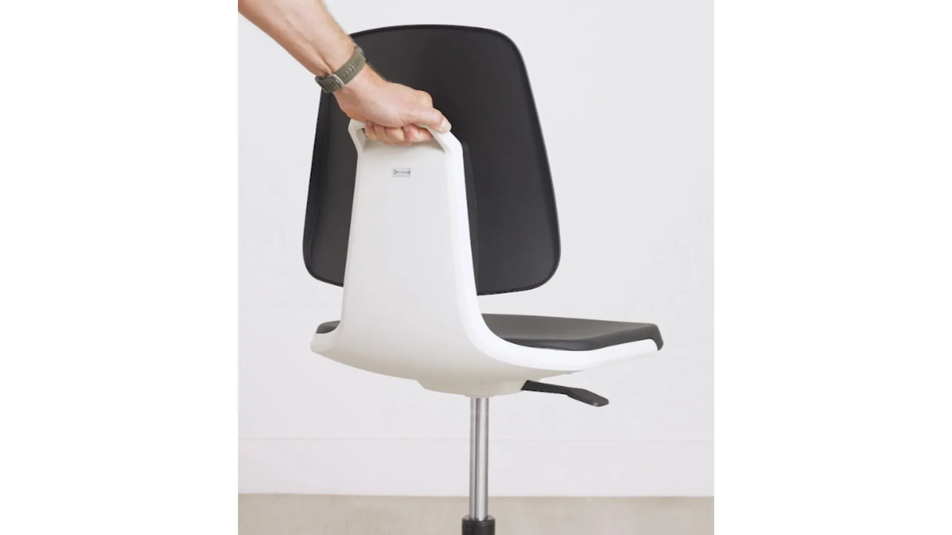 Polyurethane lab chair with handle