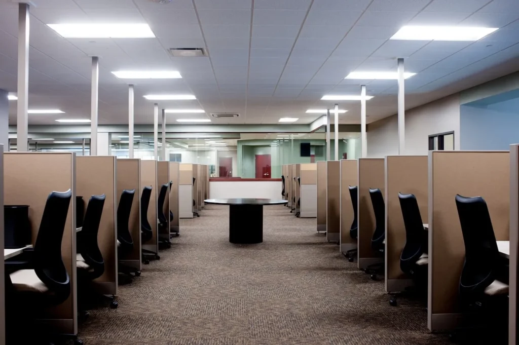 Poorly Laid Out Call center design